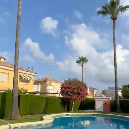 Vila Gaudi Nova Oliva